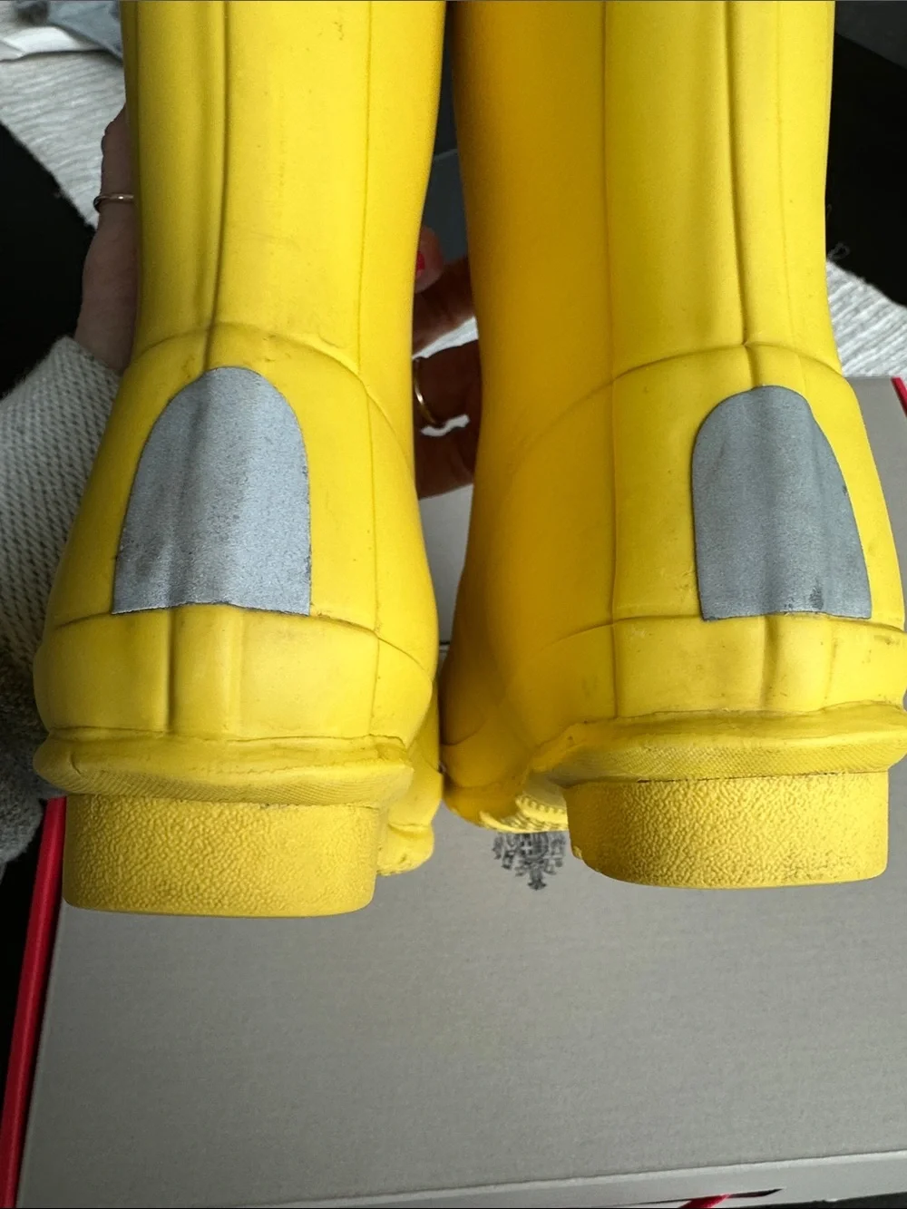 Hunter Bright Llightening Yellow Kids' Original Rain Boots 12 Boys 13 Girls.